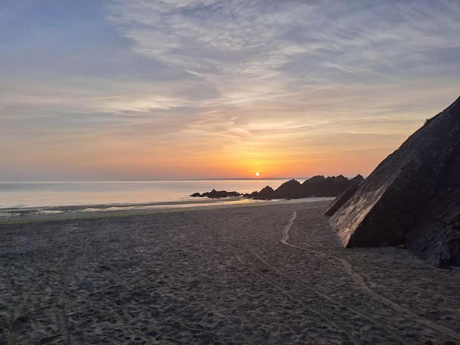 Charmant T3 Lumineux A 2 Pas Des Plages Appart 5 Binic Esterno foto